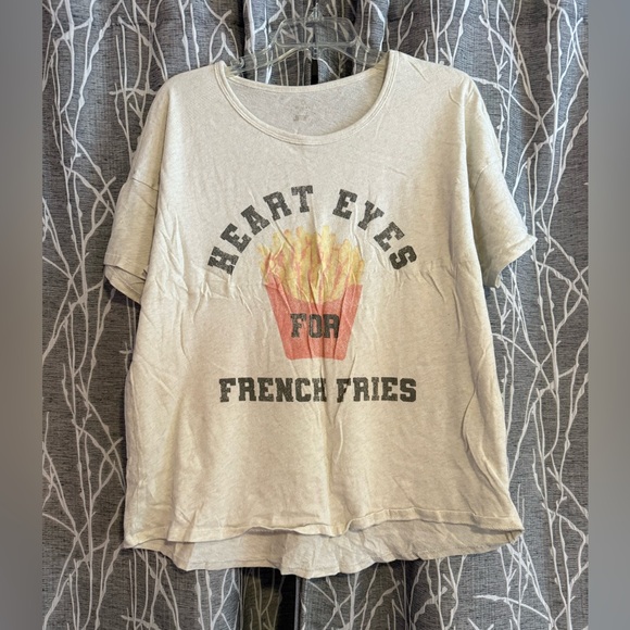 Offline Tops - Offline by Aerie Heart Eyes for French Fries Graphic T-Shirt size Large